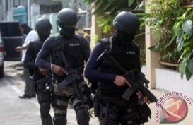 Densus 88 Geledah Rumah Terduga Teroris di Pasar Rebo